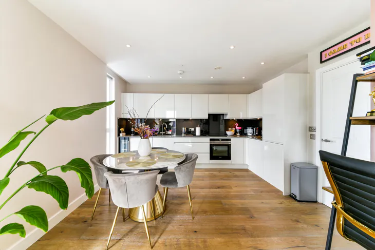 House Wiltshire Row in Greater London