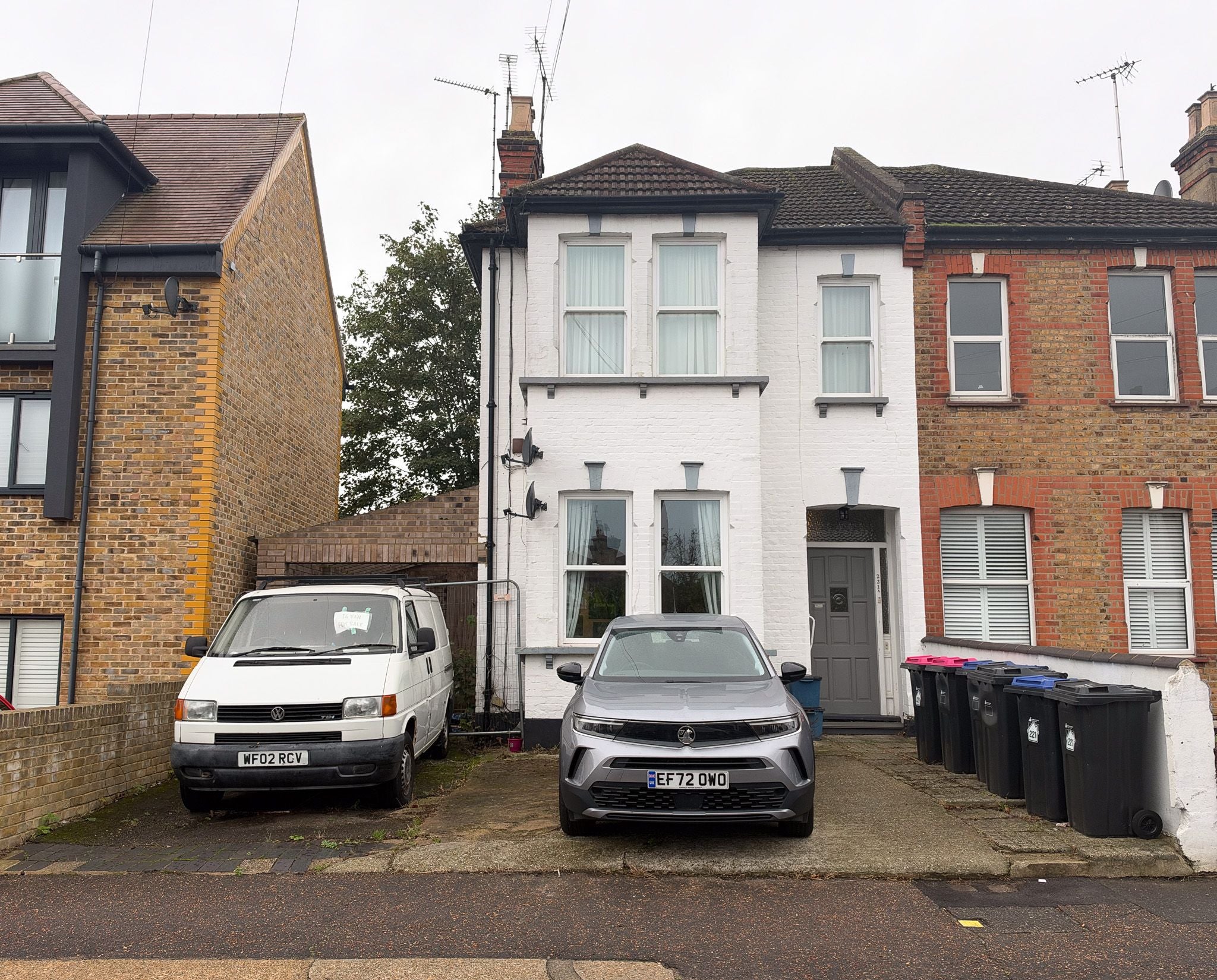 Flat Elm Road in Southend-on-Sea