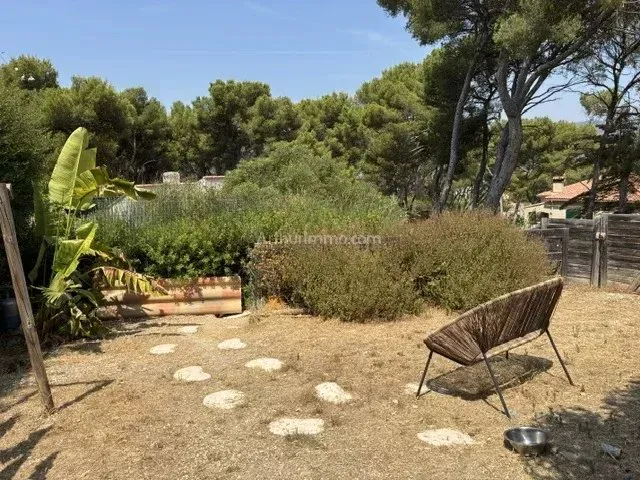 Maison Route de la Madrague à Saint-Cyr-sur-Mer