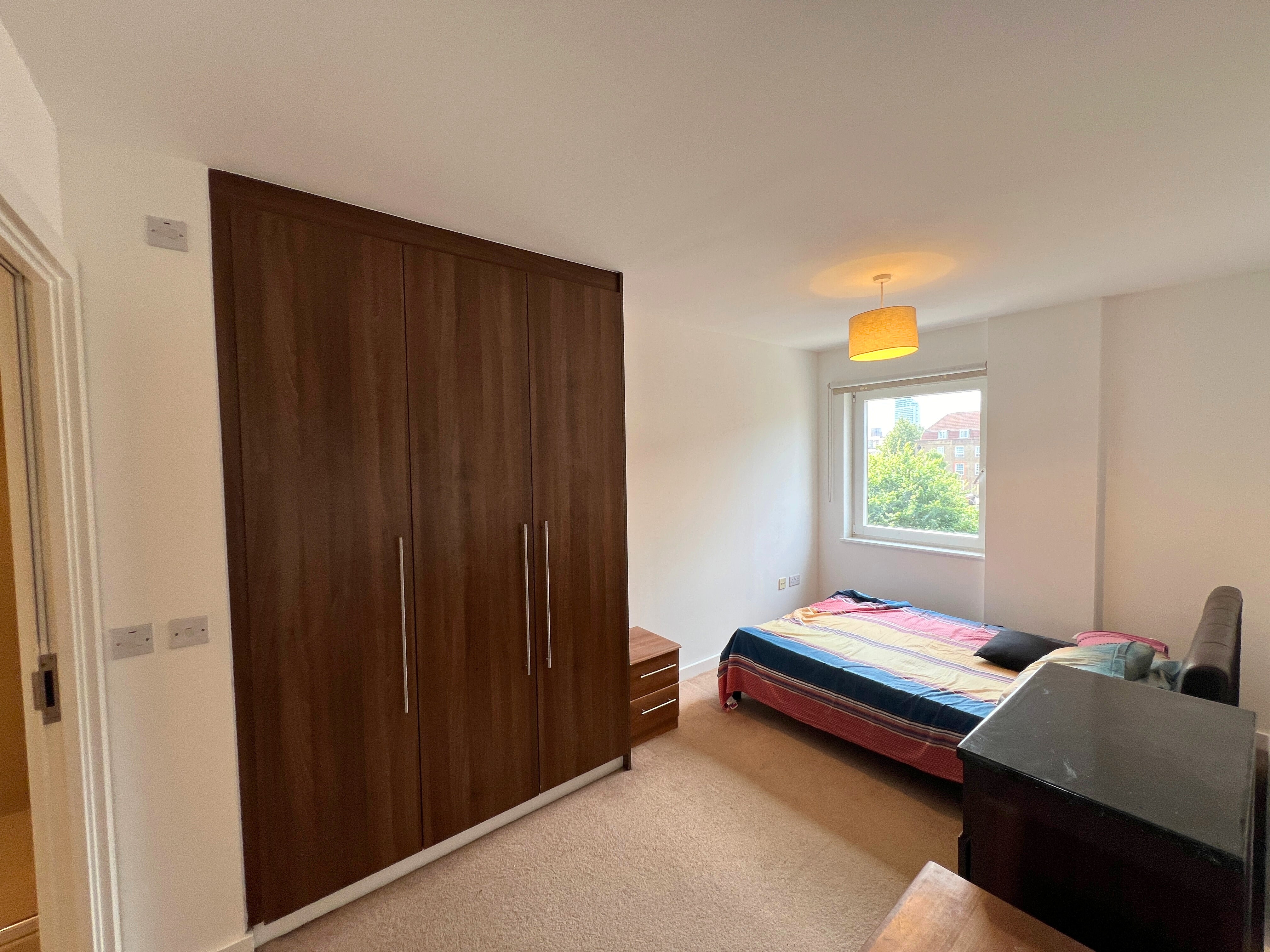 Flat Forge Square in Greater London