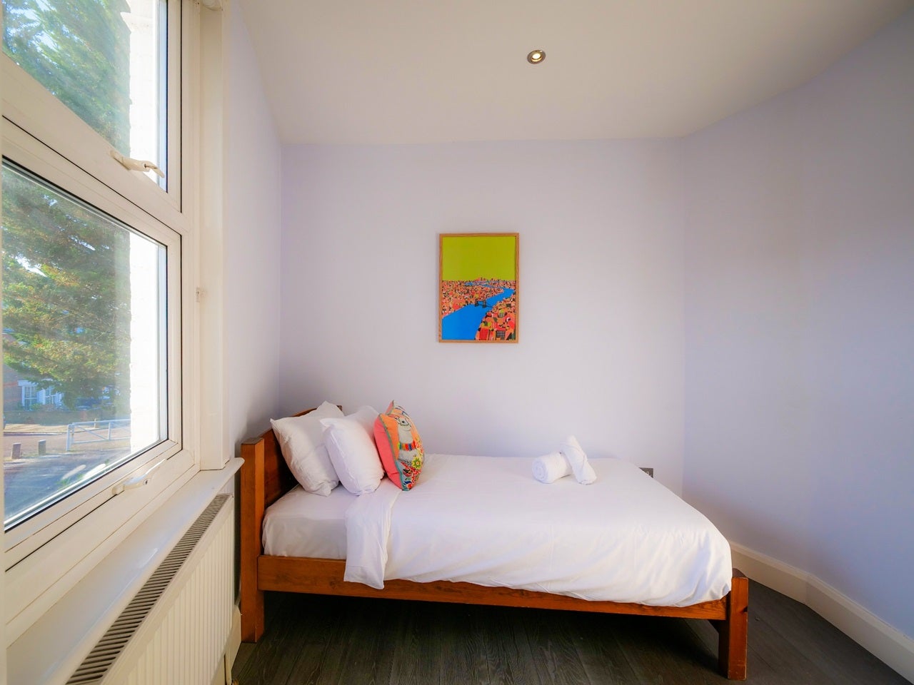 Flat Mountfield Road in Greater London