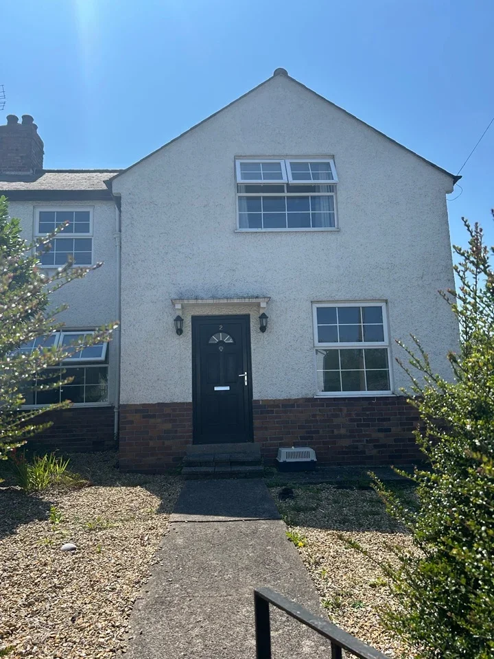 House Heol-Y-Bryn in Barry