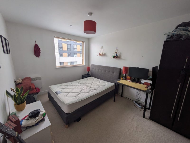 Room New Century Park in Manchester