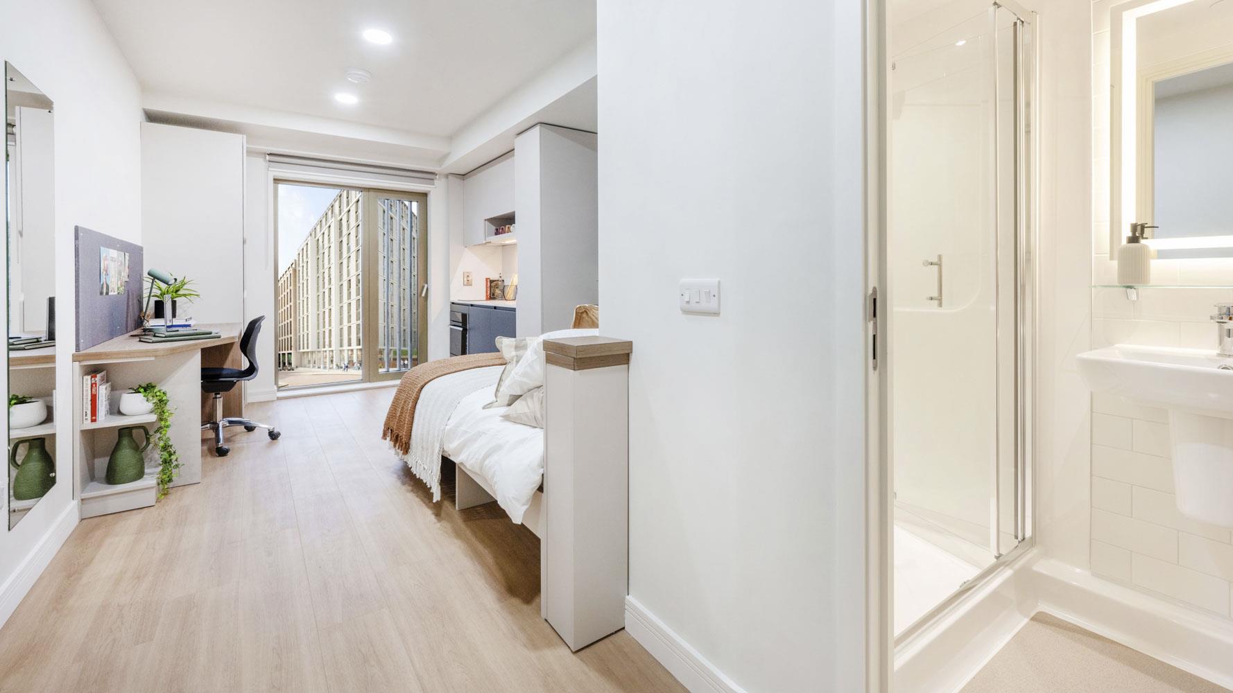 Room Renfield Street in Glasgow