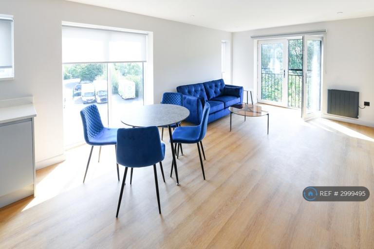 Flat Stanningley Road in Leeds