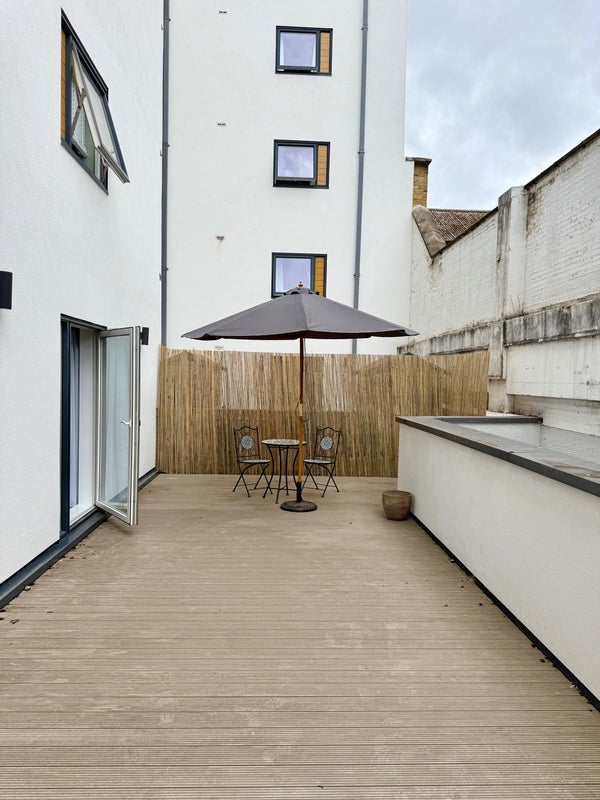Flat Eagle Wharf Road in Greater London