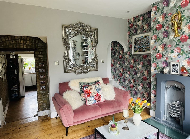 Room Rosemary Gardens in Greater London