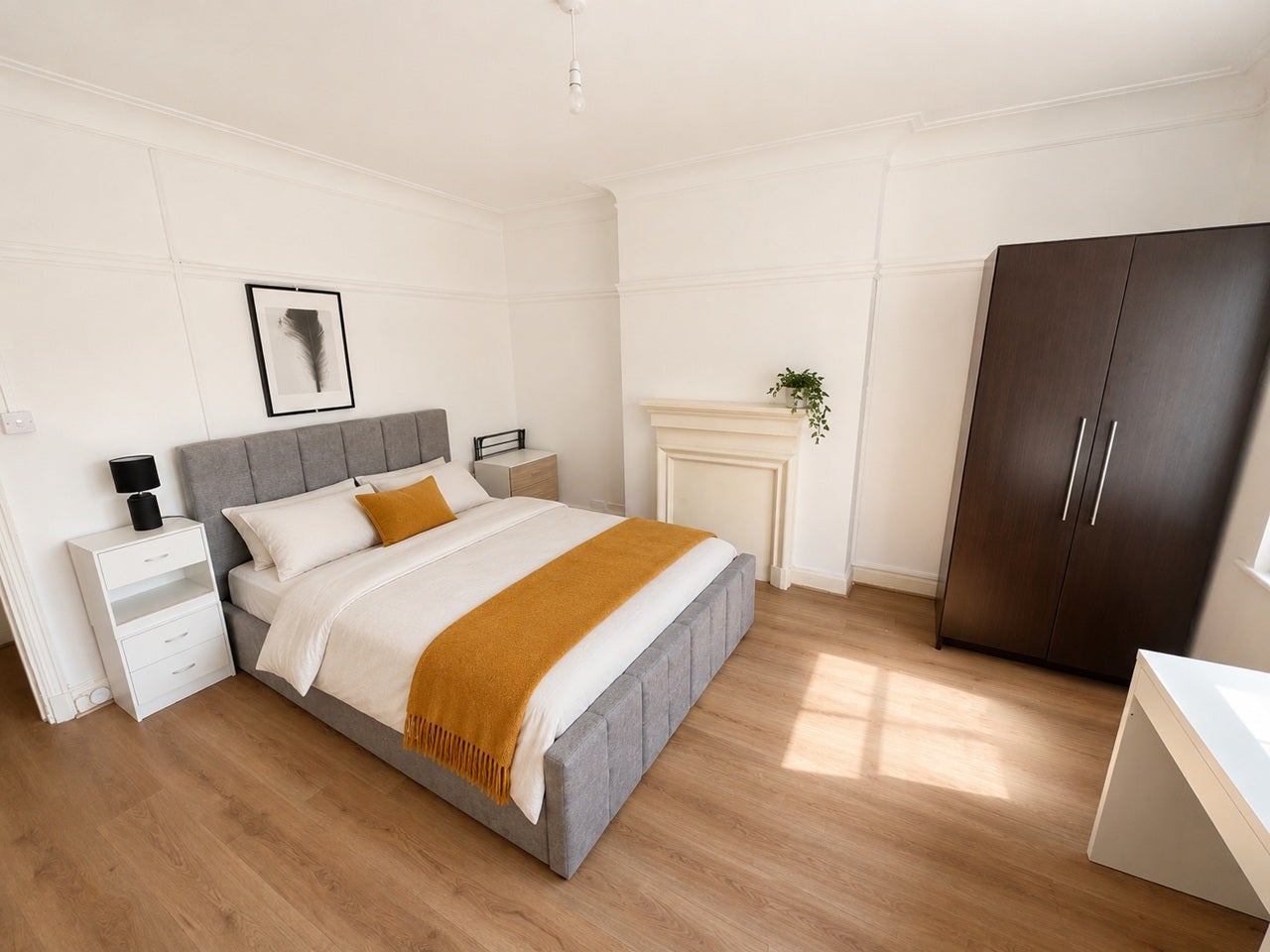 Room Kilburn High Road in Greater London