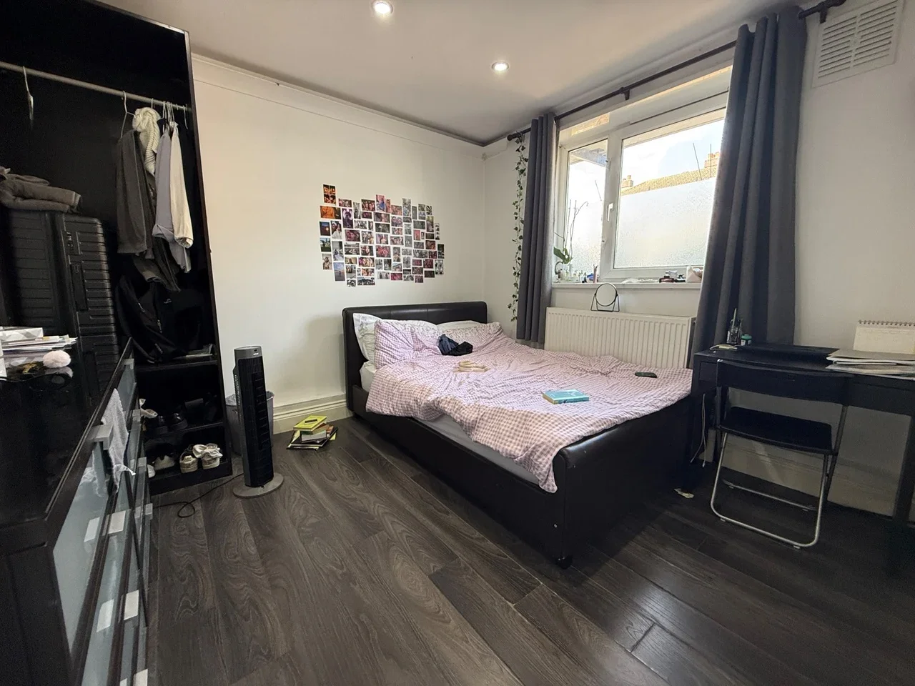 Flat Amiel Street in Greater London