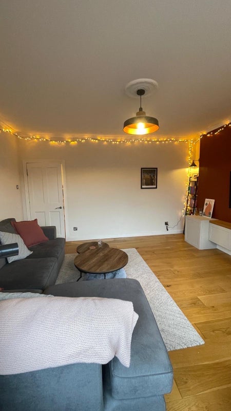 Room Brisbane Street in Glasgow