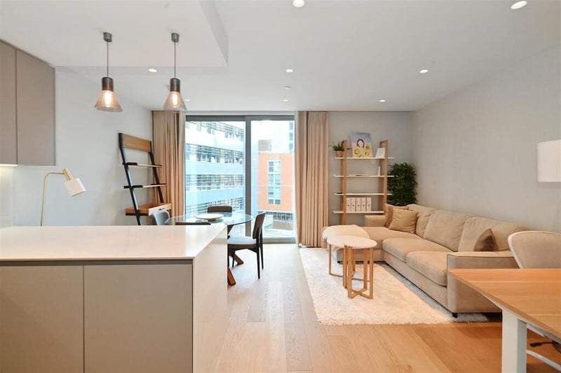Room North Wharf Road in City of Westminster
