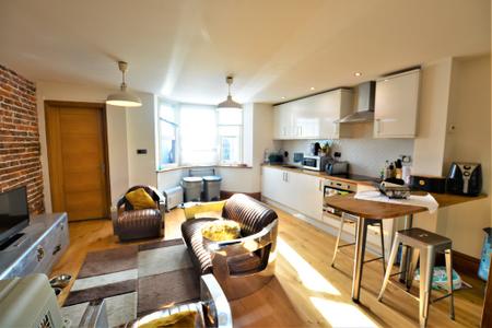 Flat Clarence Square in Brighton