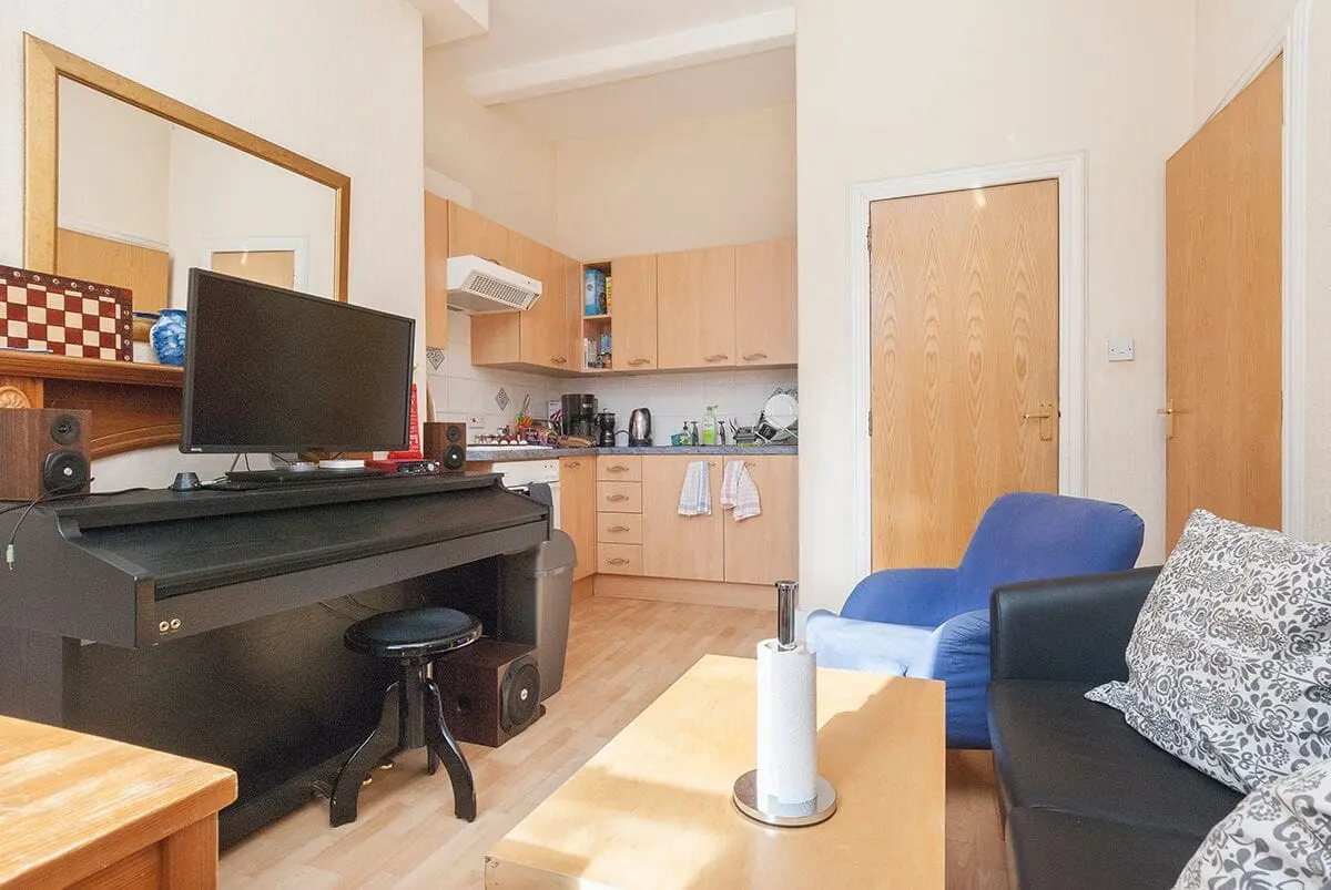 Flat Ratcliffe Terrace in City of Edinburgh