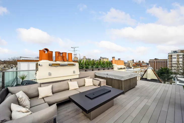 Flat Oakley Street in Greater London