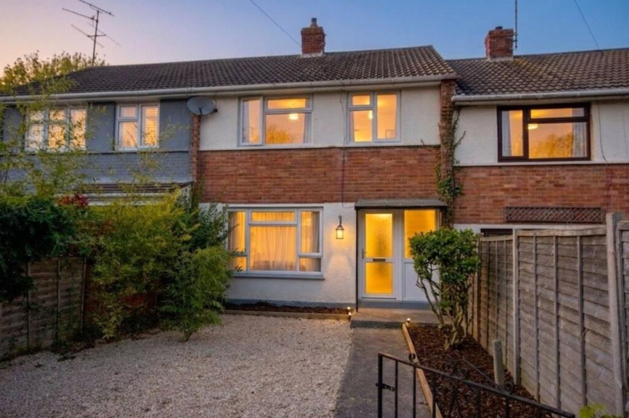 House Orchard Vale in Kingswood
