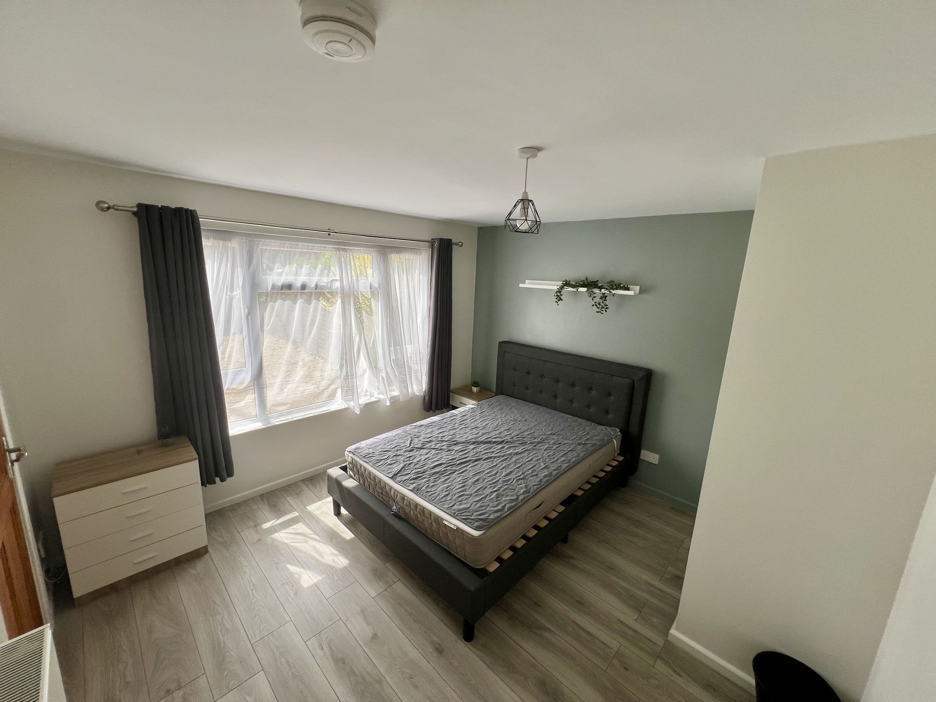 House Orchard Vale in Kingswood