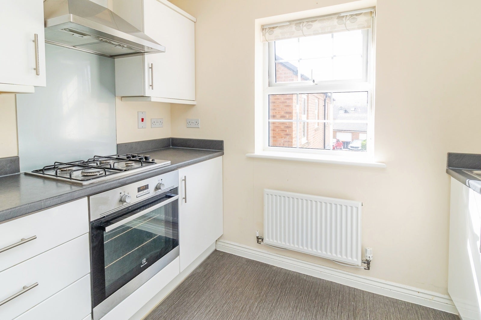 Flat Heron Road in Great Billington