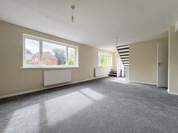Flat Walshes Road in Wealden