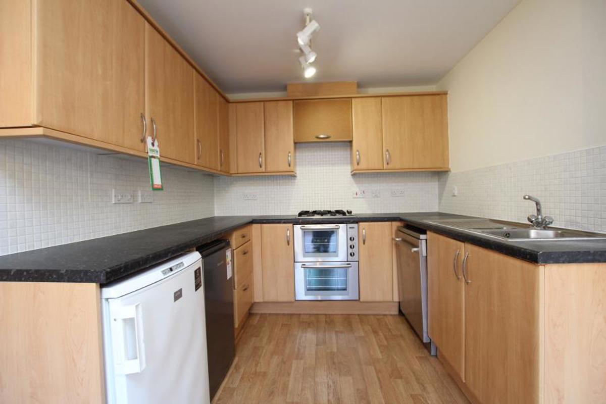 House Champs Sur Marne in Bristol