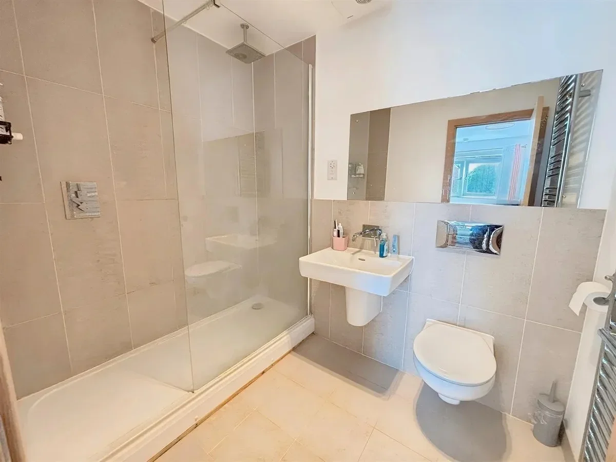 Flat Cherrydown East in Basildon