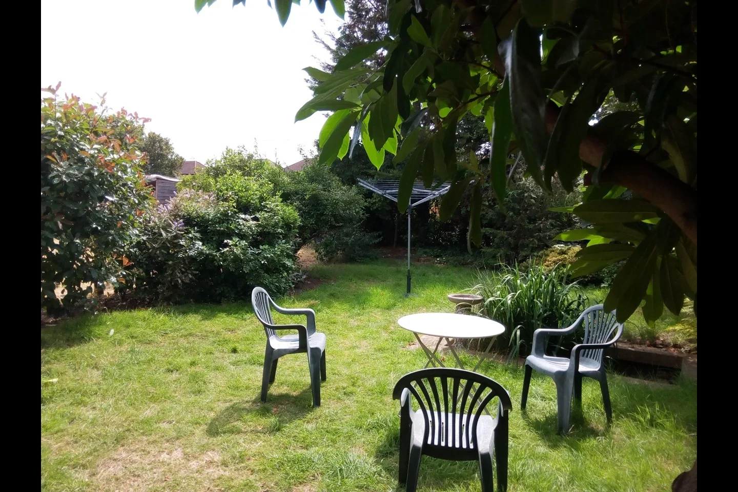 Room Woburn Avenue in Greater London