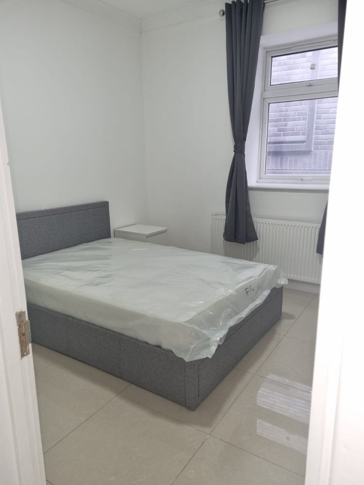 Flat Whitechapel Road in Greater London