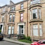 Flat Huntly Gardens in Glasgow