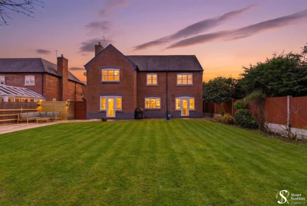 House Pitcher Lane in Brookhouse Green