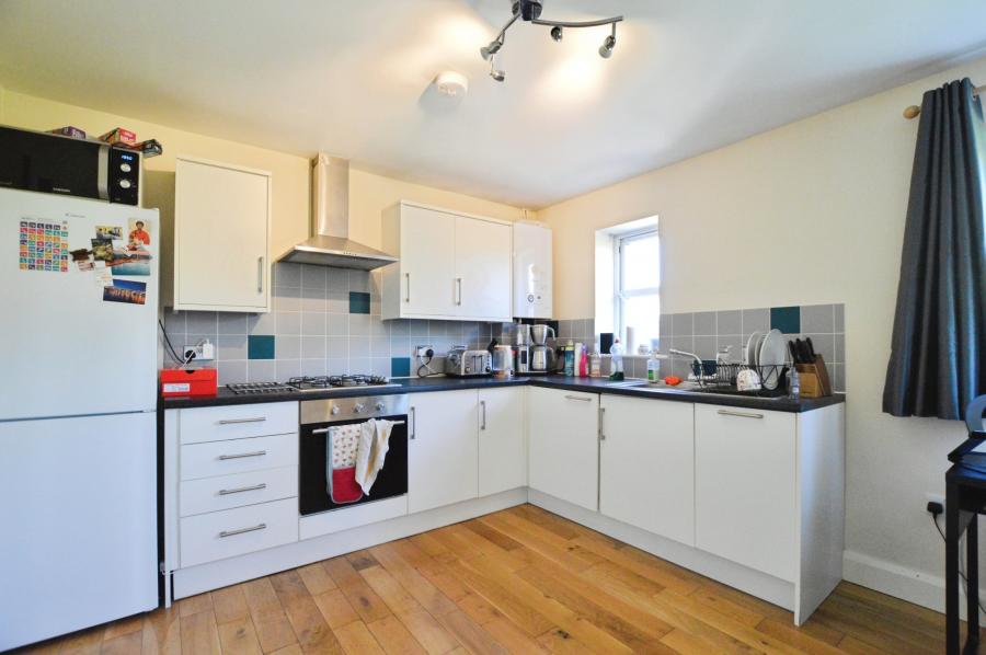 Flat Banfield Court in St Albans