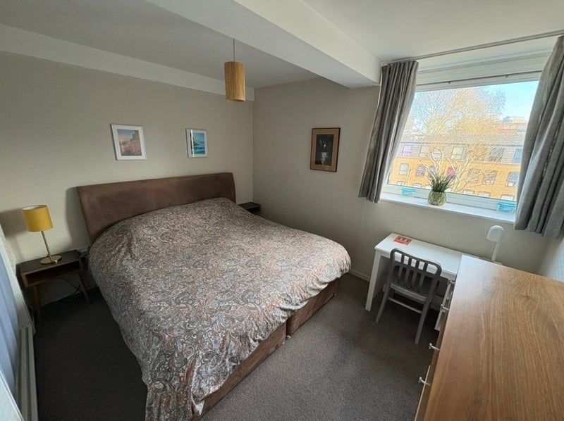 Room Regency Street in City of Westminster