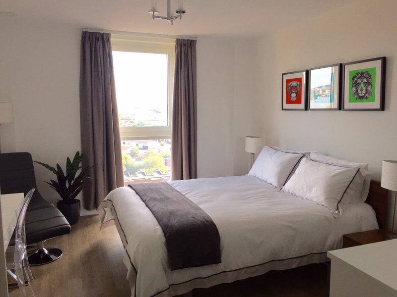 Room Pell Street in Greater London