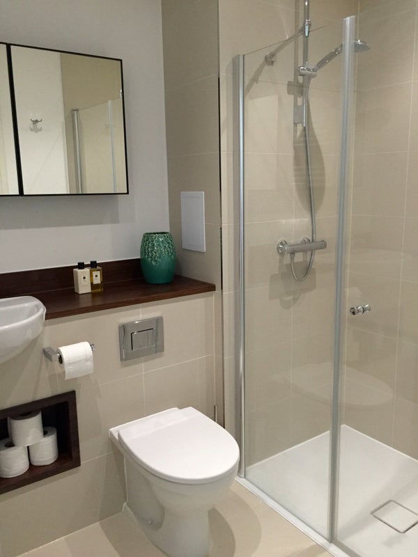 Room Pell Street in Greater London