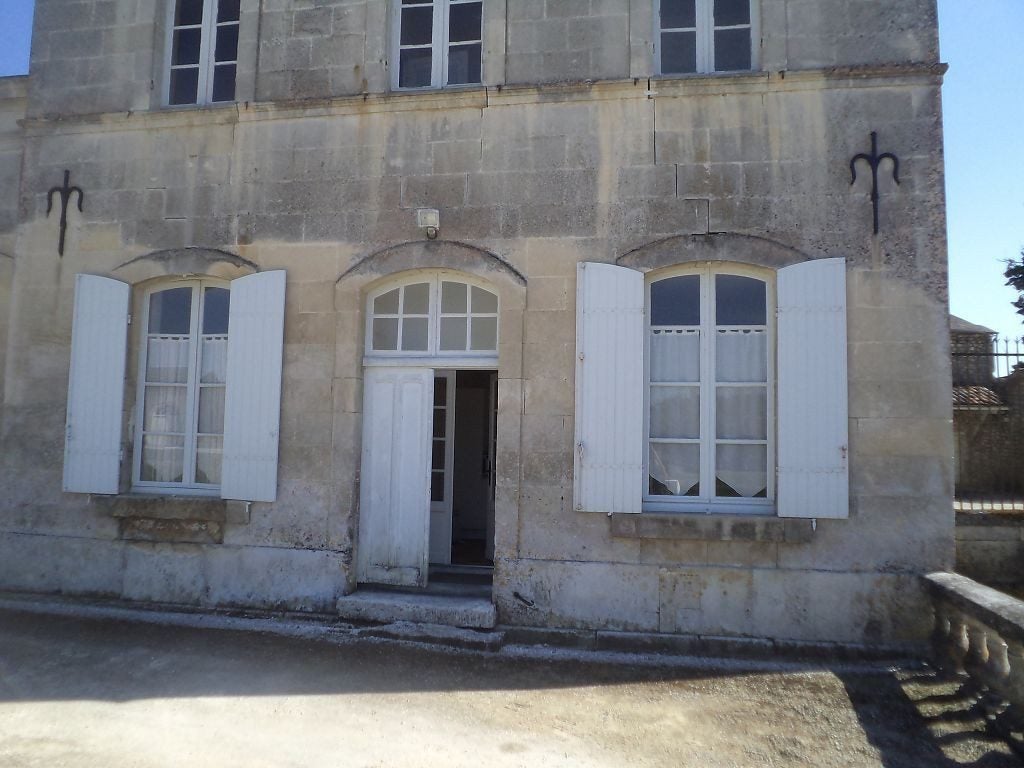 Appartement Rue d'Antignac à Saint-Georges-Antignac