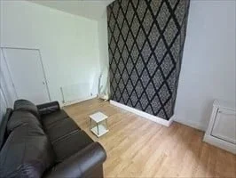 Flat Bentley Road in Liverpool