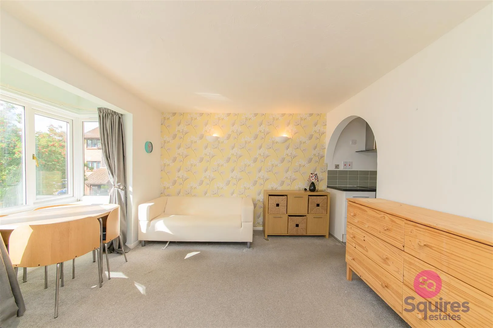 Flat Pasteur Close in Greater London