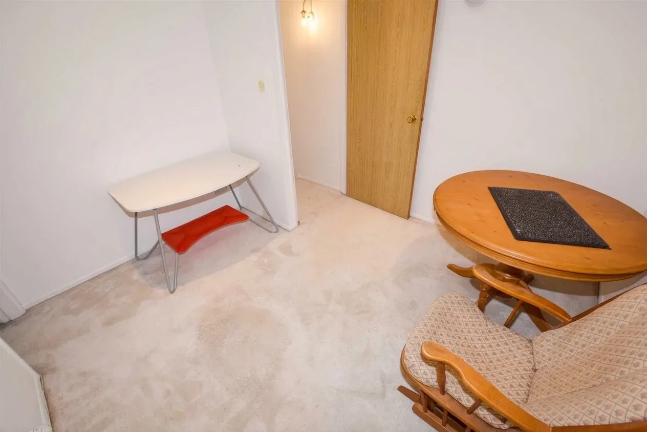 Flat Pasteur Close in Greater London