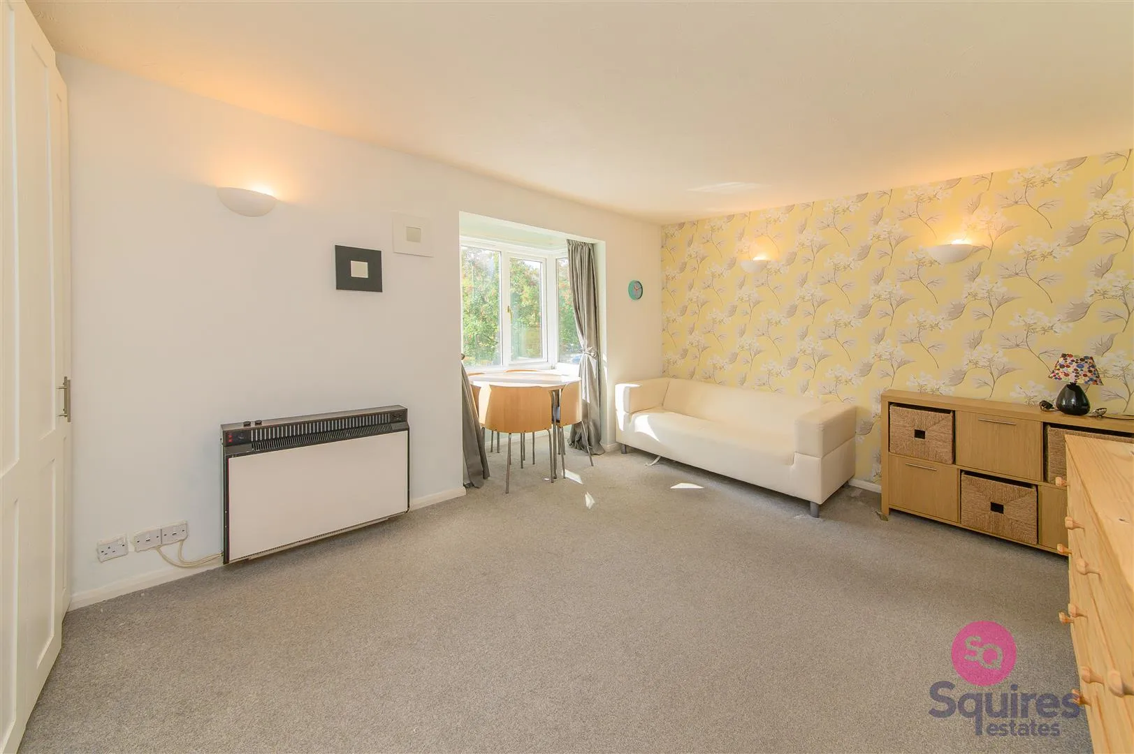 Flat Pasteur Close in Greater London
