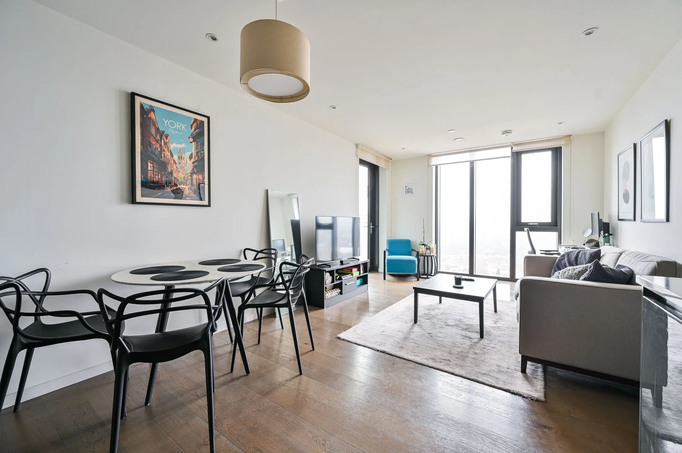 Flat St. Gabriel Walk in Greater London