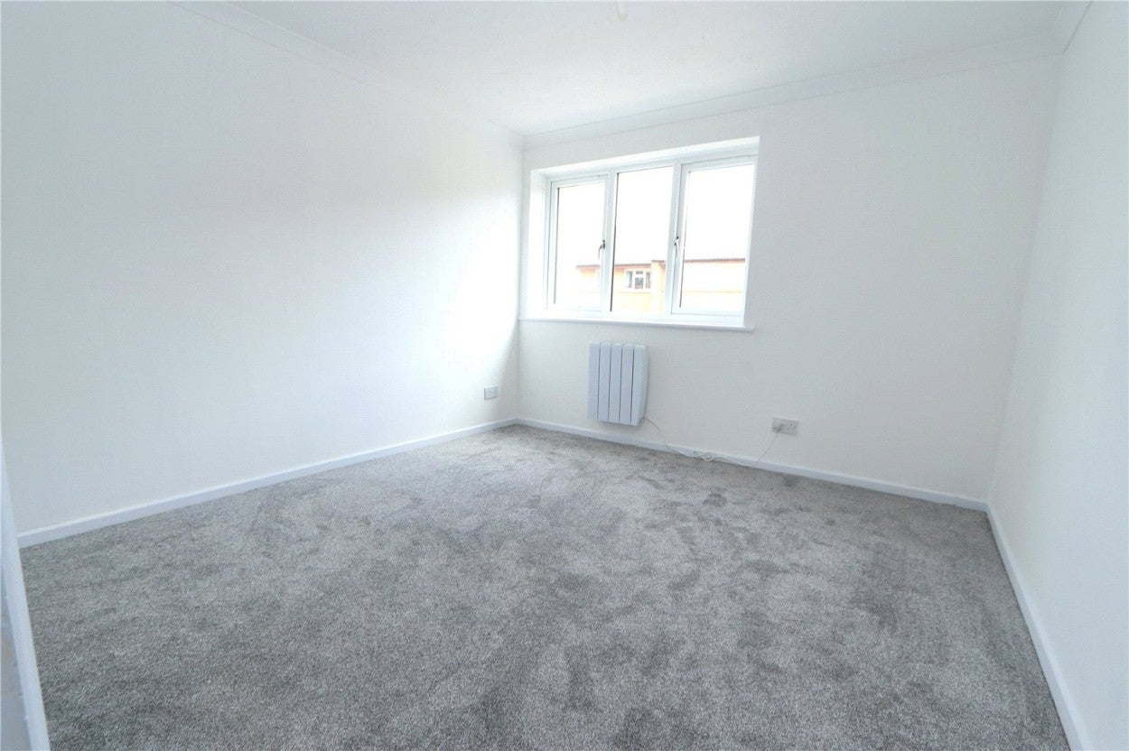 Flat Shackleton Place in Milton Keynes