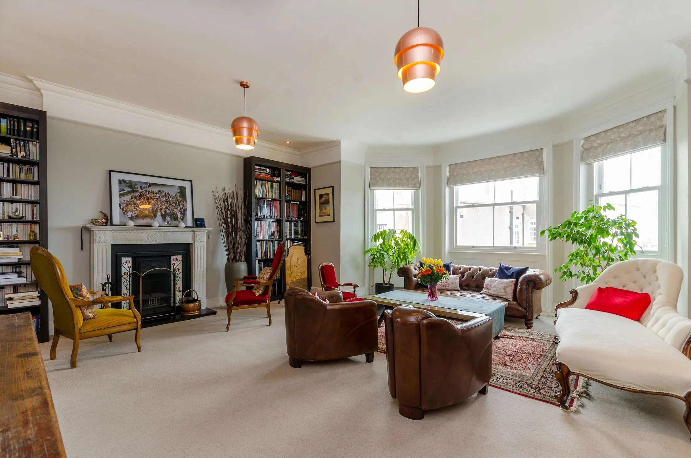 Flat College Crescent in Greater London