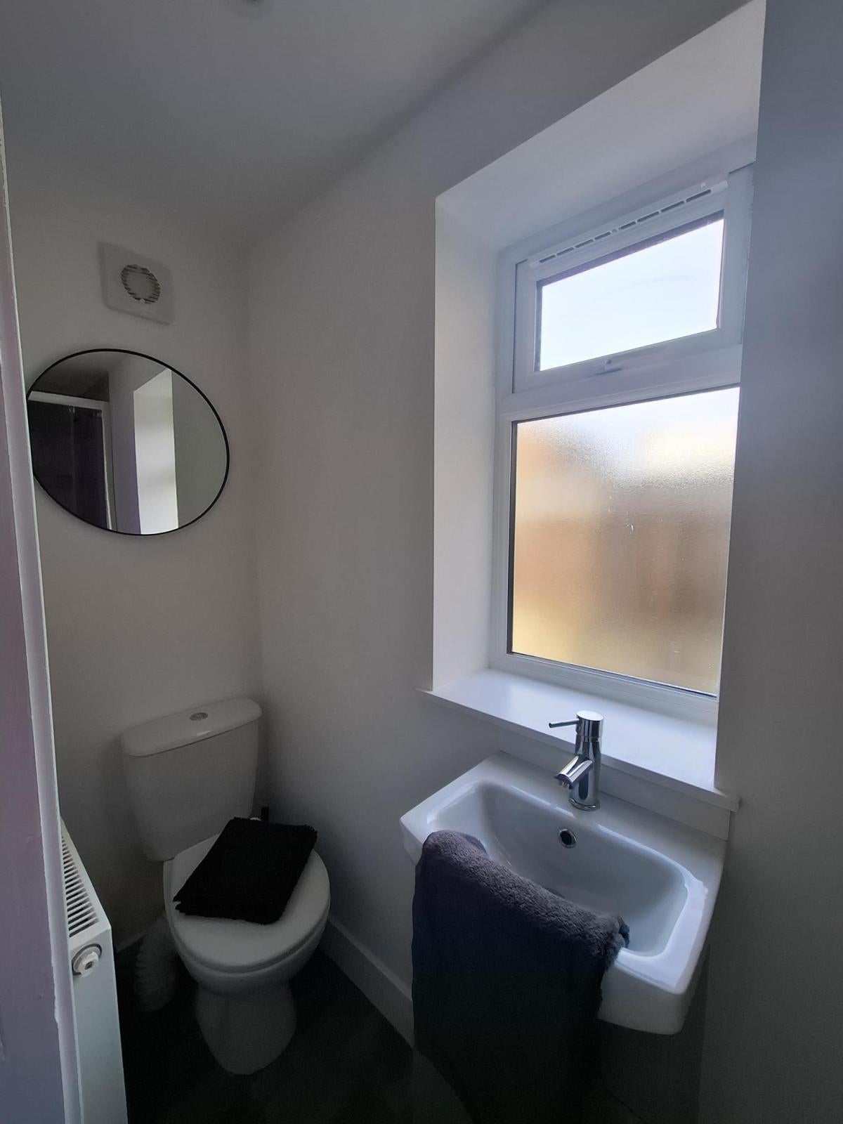 Flat Heneage Road in Grimsby