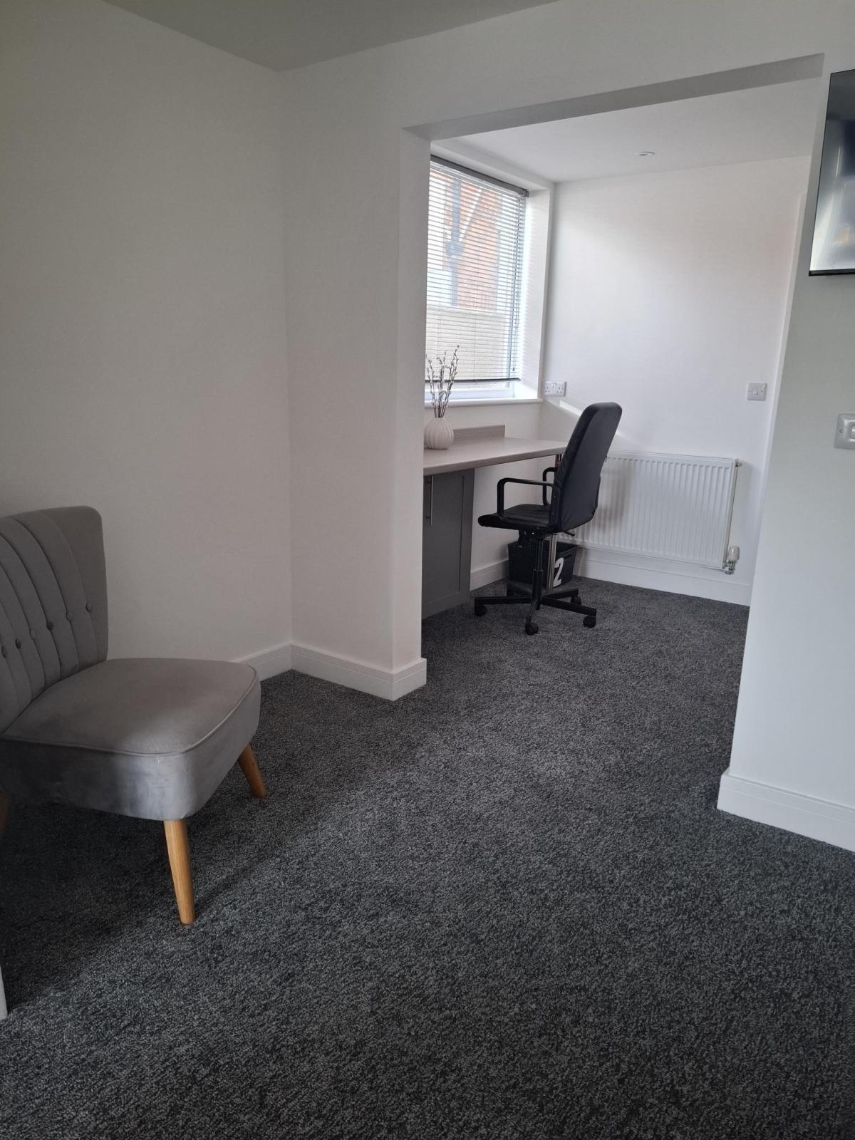 Flat Heneage Road in Grimsby
