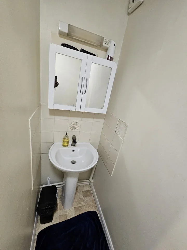 Flat Kingston Gardens in Greater London