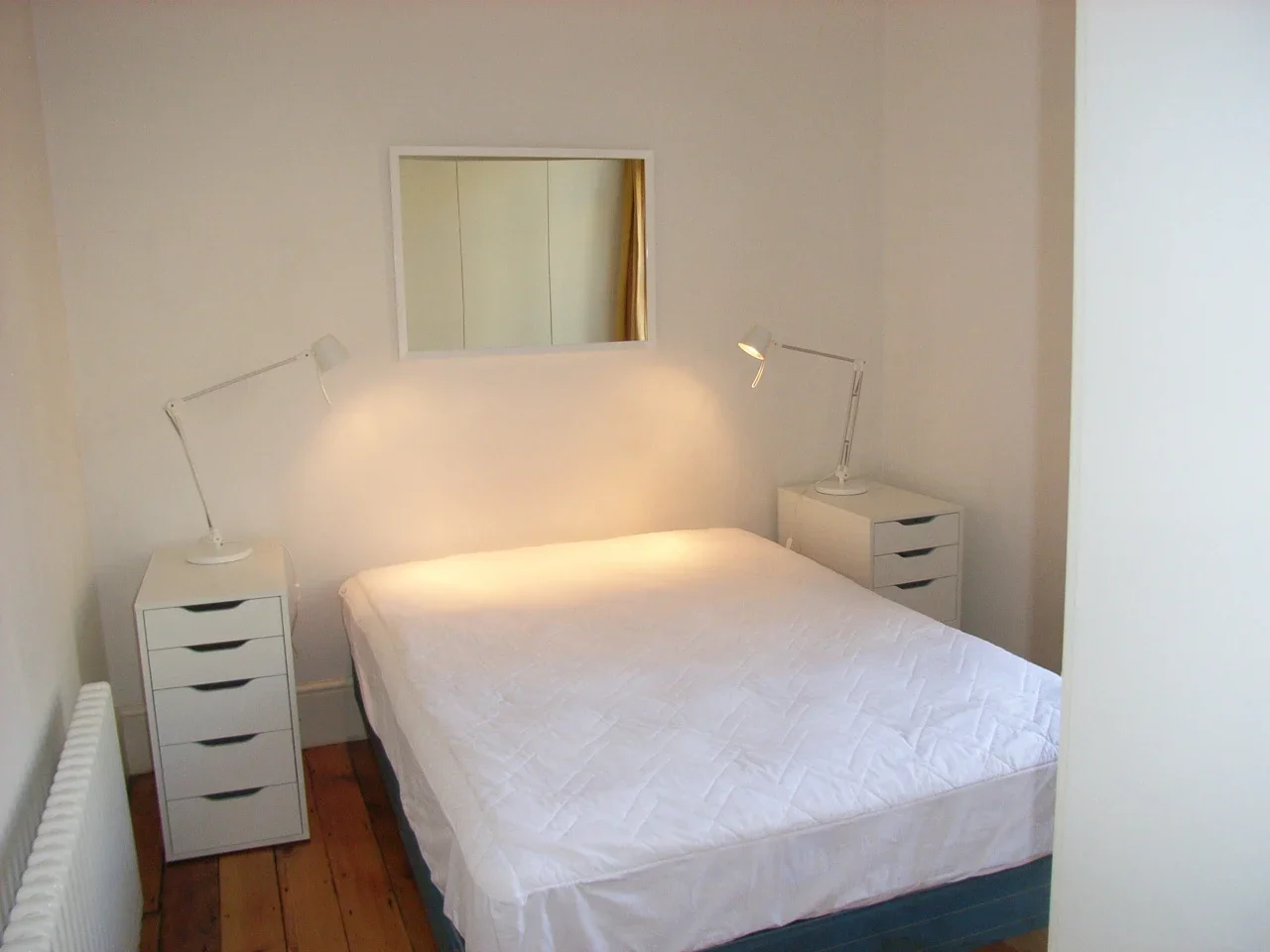 Flat Warwick Way in City of Westminster
