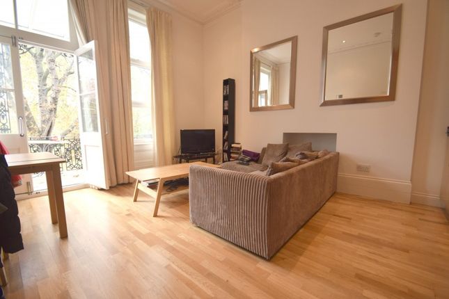 Flat Old Brompton Road in Greater London
