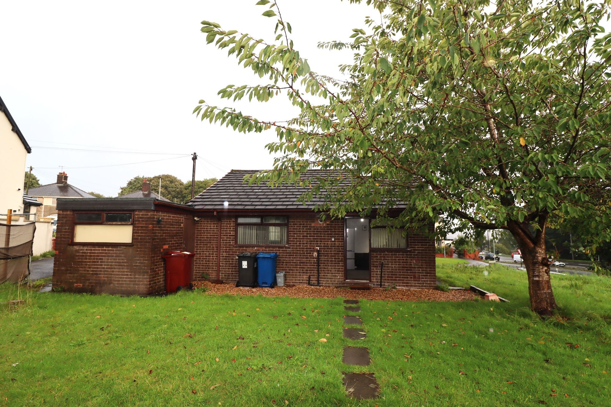 House Hazelwood Close in Blackburn