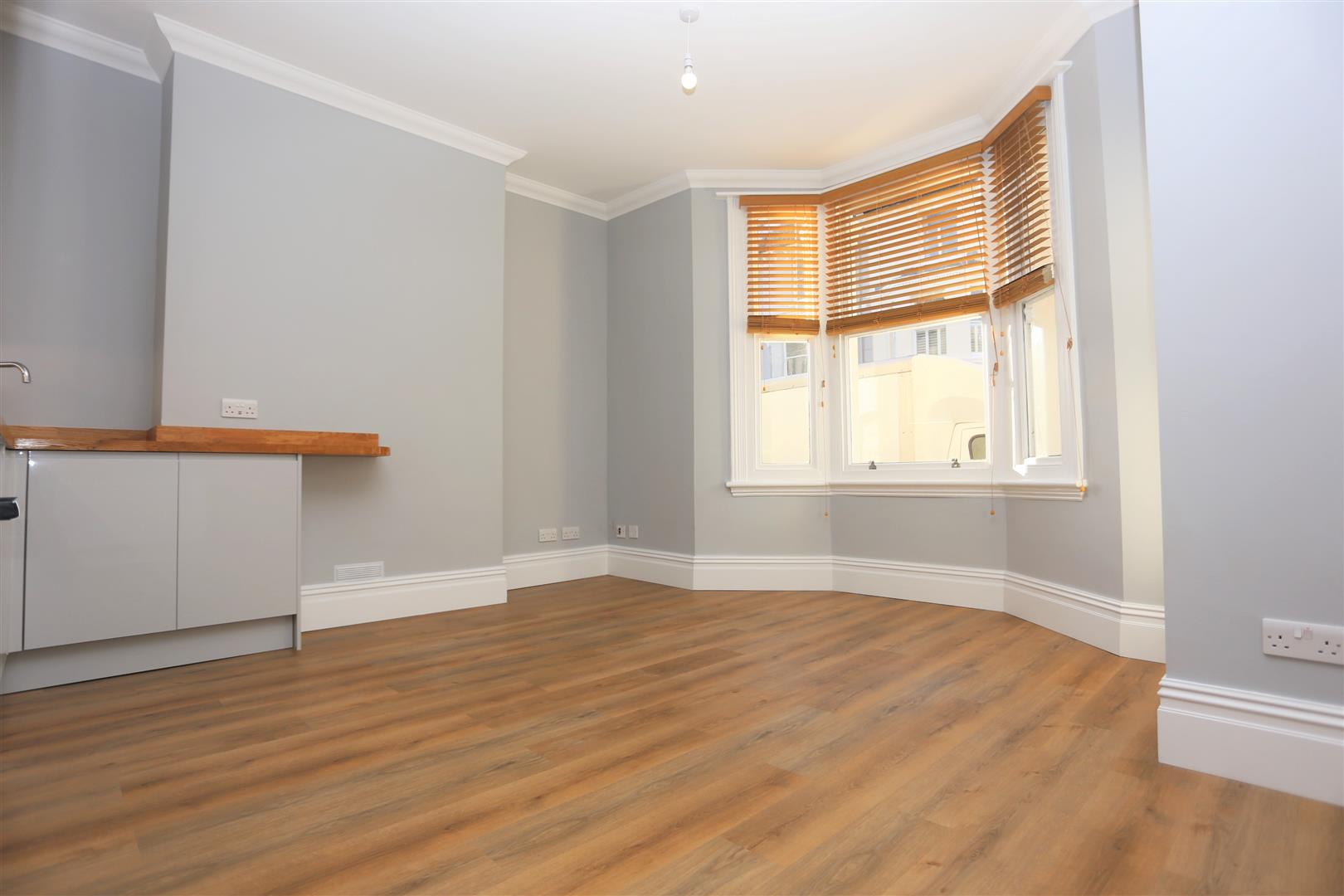 Flat Lansdowne Street in Hove