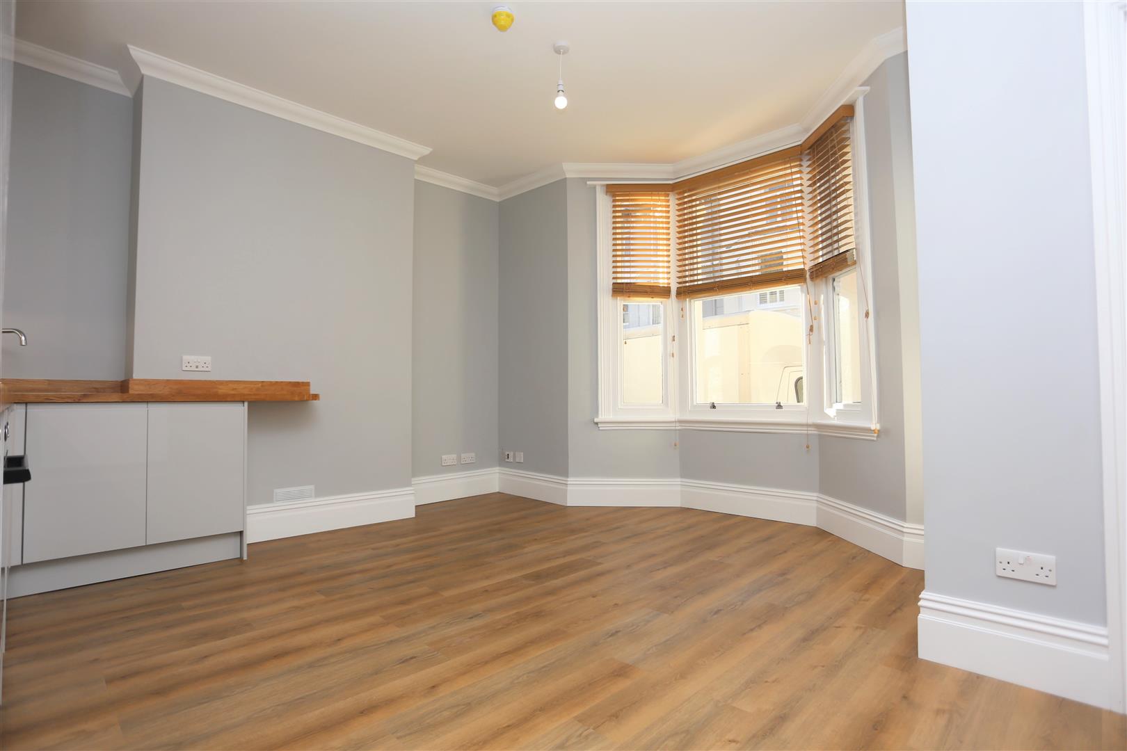 Flat Lansdowne Street in Hove