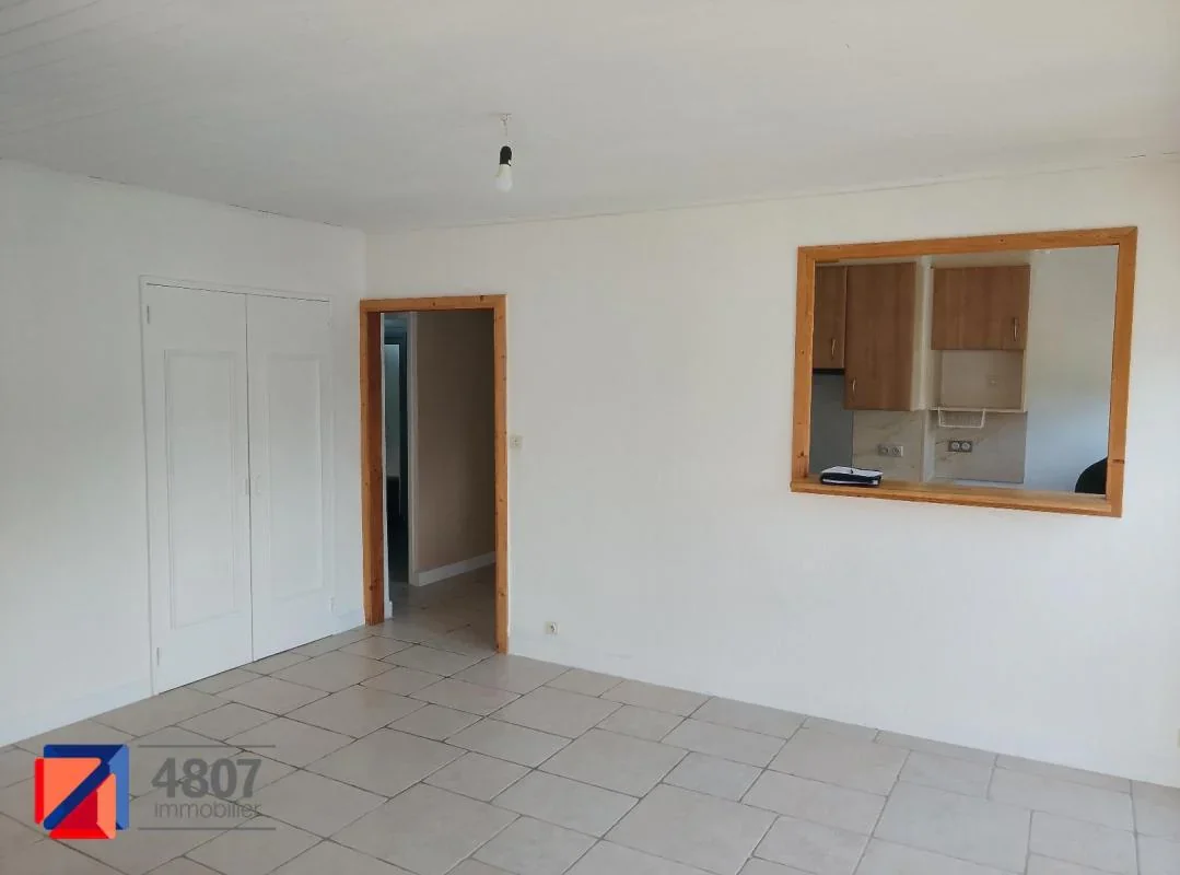 Flat Rue Perrine in La Roche-sur-Foron