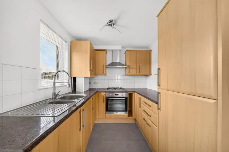 Flat Allison Gardens in Blackridge